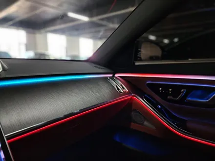 벤츠 S400d - 액티브엠비언트 \