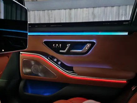 벤츠S500 - S클래스라면 액티브엠비언트는 절대 빠질 수 없죠 !!!