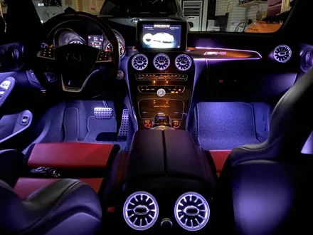 C63AMG 카브리올레 3색 64색으로 변경 및 송풍구엠비언트 교체!