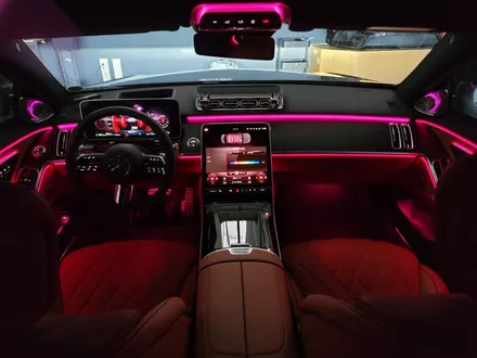 벤츠 S400d - 액티브 엠비언트 & 4D 부메스터 시공