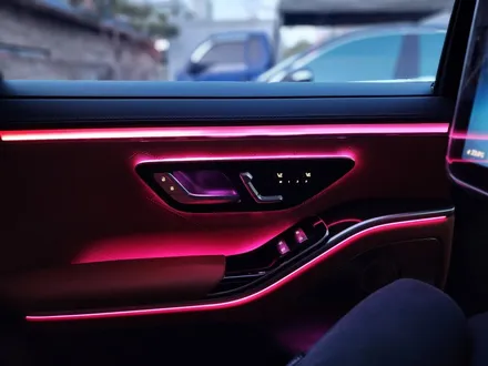 벤츠 S500 - 액티브 엠비언트로 화려하게~