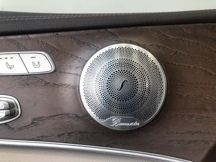 [ BENZ E300 ] 전주 벤츠 E클래스 EX 송풍구 엠비언트 하이클라스 국산 부메스터 전동스피커 교체!