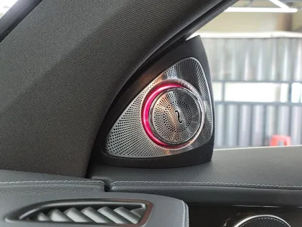 벤츠 GLC 300 - 3D부메스터 & 순정 64색 엠비언트  \