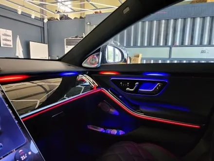 벤츠 S500 - 액티브 엠비언트& 정품 4d부메스터  \