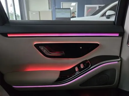 벤츠 w223 s350d - 액티브 엠비언트, 4d 부메스터
