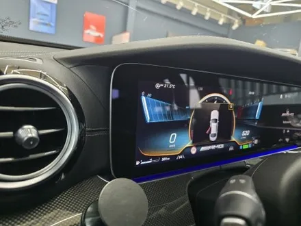 벤츠 e53amg - 송풍구, 미드레인지, 계기판 상단 엠비언트