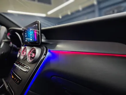 벤츠 GLC300e - \