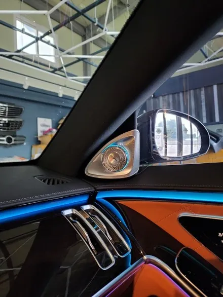 벤츠 S500 - 액티브엠비언트 & 4d부메스터