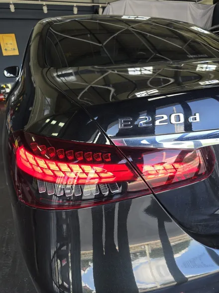 벤츠 E220d - 송풍구 엠비언트 \