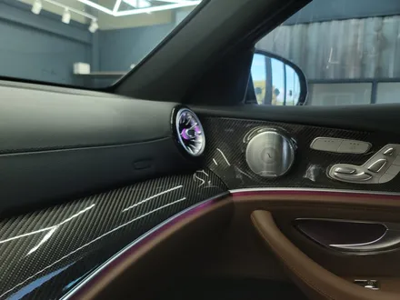 광주 벤츠엠비언트 > E63amg  송풍구 엠비언트 \