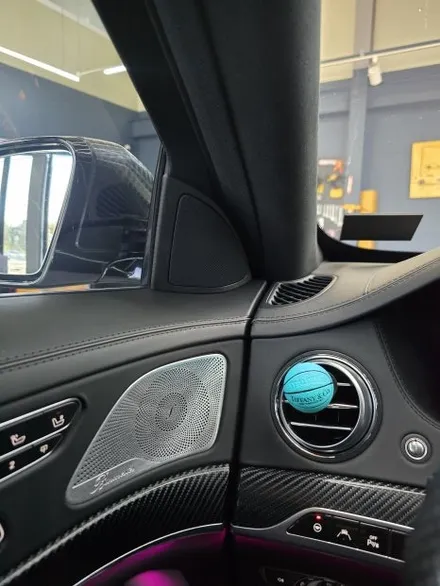 벤츠 S63amg - 송풍구 엠비언트 & 3d 부메스터 콤비
