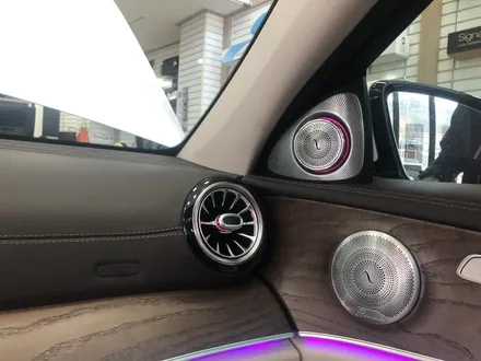 [ BENZ E300 ] 전주 벤츠 E클래스 EX 송풍구 엠비언트 하이클라스 국산 부메스터 전동스피커 교체!