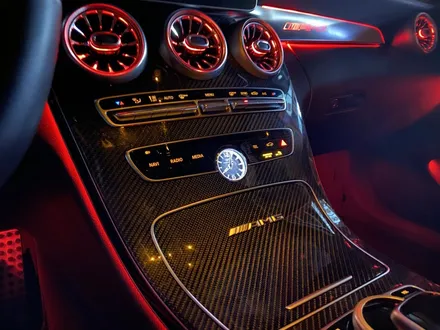 C63AMG 카브리올레 3색 64색으로 변경 및 송풍구엠비언트 교체!