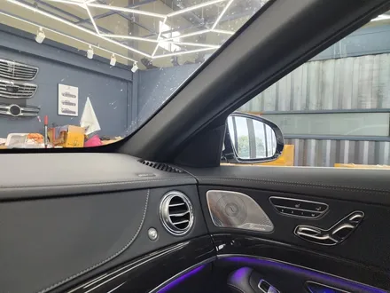벤츠 S350d - 3d부메스터(하이클라스) & 송풍구엠비언트(애프터)