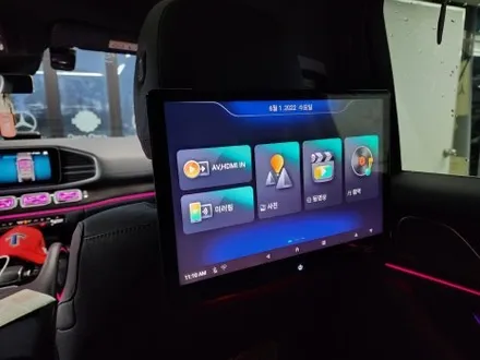 벤츠 Gle400d - 송풍구 & 부메스터 엠비언트 / 리어 모니터