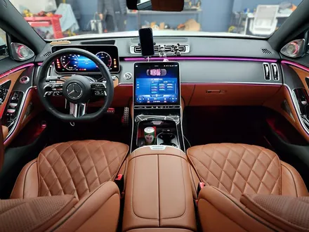 벤츠 S400d - 액티브 엠비언트, 4D 부메스터 \