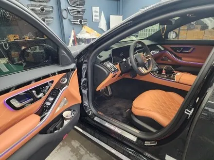 벤츠 S500 - 액티브엠비언트 & 4d부메스터 & 천장 부메스터엠비언트 3종  \
