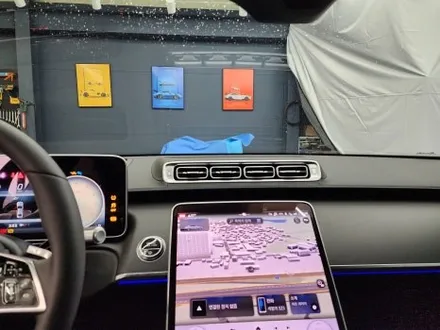 벤츠 S450 - 액티브 엠비언트 & 4d 부메스터 패키지   \