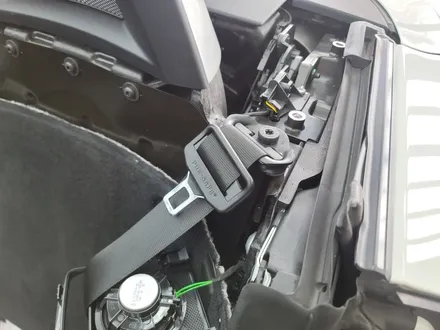 벤츠 SLC 43amg - 순정연동12색 송풍구엠비언트 & 레드컬러 안전벨트 / 풋등 엠비언트 추가 시공까지~~~
