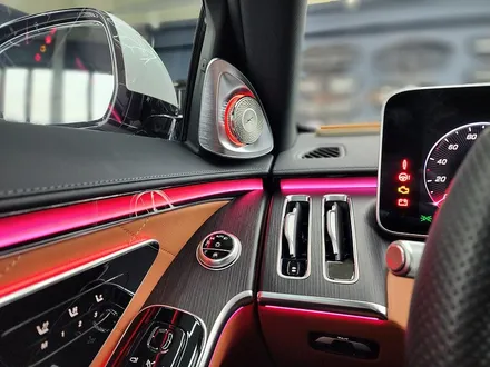 벤츠 S400d - 액티브 엠비언트, 4D 부메스터 \