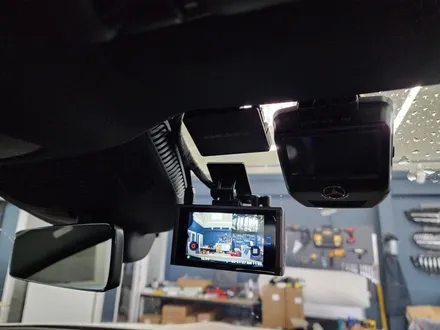 벤츠GLE400d - 벤츠 순정 부메스터엠비언트,아이나비QXD8000, 커넥티드 프로, 에코파워팩 S16