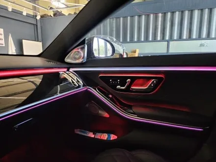 벤츠 S500 - 액티브 엠비언트& 정품 4d부메스터  \