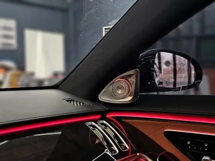 벤츠 S500 - 액티브 엠비언트 & 4D부메스터 패키지 시공