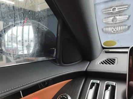 벤츠 S400d - 액티브 엠비언트 & 4D 부메스터 시공