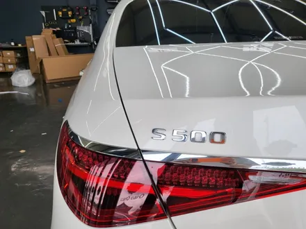 벤츠 w223 S500- 액티브 엠비언트 , 4D 부메스터