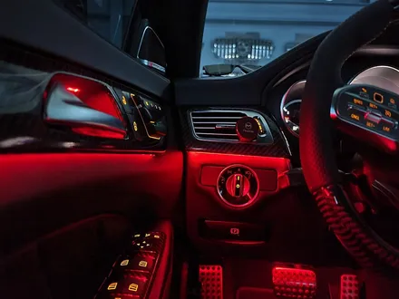 카오카오 > 벤츠 CLS 63amg -12색 엠비언트 확장 및 광량업