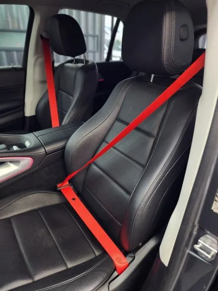 벤츠 Gle300d - 송풍구엠비언트 &1열 레드안전벨트