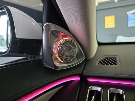 벤츠 w223 s350d - 액티브 엠비언트, 4d 부메스터