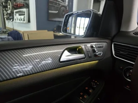벤츠 gle350d -12색엠비언트 확장, 카본 수전사   \