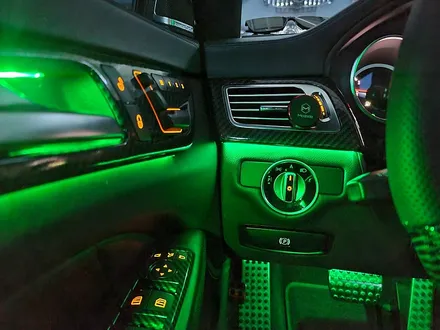 카오카오 > 벤츠 CLS 63amg -12색 엠비언트 확장 및 광량업