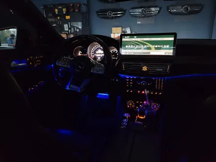 카오카오 > 벤츠 CLS 63amg -12색 엠비언트 확장 및 광량업