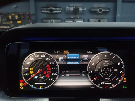 벤츠E250 - 와이드콕핏, 팬2 ,감성마력 AMG 프로그래밍까지 그리고 송풍구 엠비언트