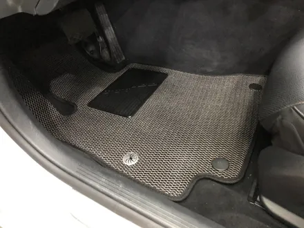 17년식 W213 E300 송풍구엠비언트 프론트, 리어까지 국산 하이클라스 LED 적용! 벤츠코딩 멀티컬러 활성화