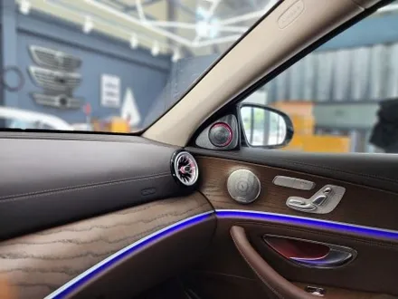벤츠 E220d - \