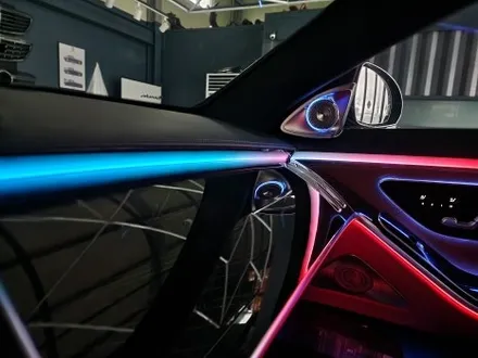 벤츠 S500 - 액티브엠비언트 & 4d부메스터 & 천장 부메스터엠비언트 3종  \