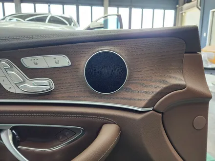벤츠 E220d - \