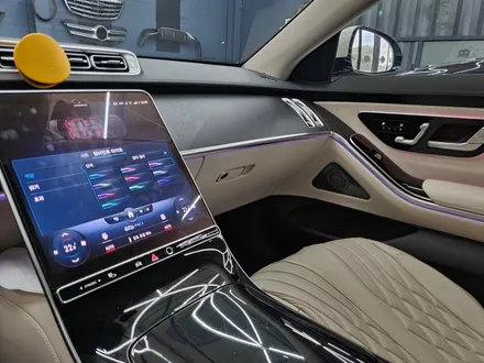 벤츠 W223 S350d 숏바디 - 액티브 엠비언트