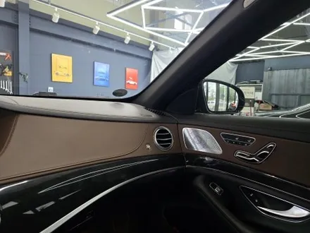벤츠 S400D - 송풍구 엠비언트