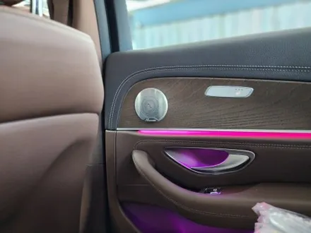 벤츠 E220d - \