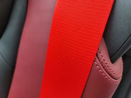 벤츠 SLC 43amg - 순정연동12색 송풍구엠비언트 & 레드컬러 안전벨트 / 풋등 엠비언트 추가 시공까지~~~