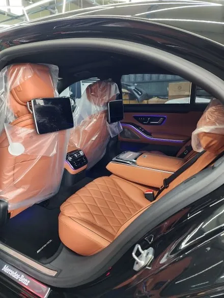 벤츠 S500 - 액티브엠비언트 & 4d부메스터