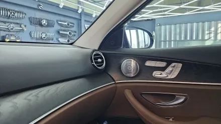 벤츠 E300 - 송풍구 엠비언트 & 3D부메스터