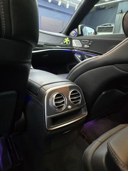 벤츠S63amg - 송풍구 엠비언트, 도어스팟