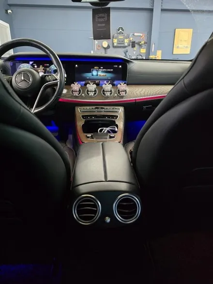 벤츠 w213 e250 - 송풍구 엠비언트는 \