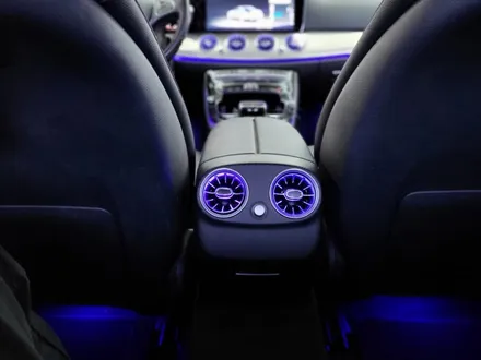 벤츠 E220d - 송풍구 엠비언트