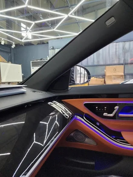 벤츠 S500 - 액티브엠비언트 & 4d부메스터